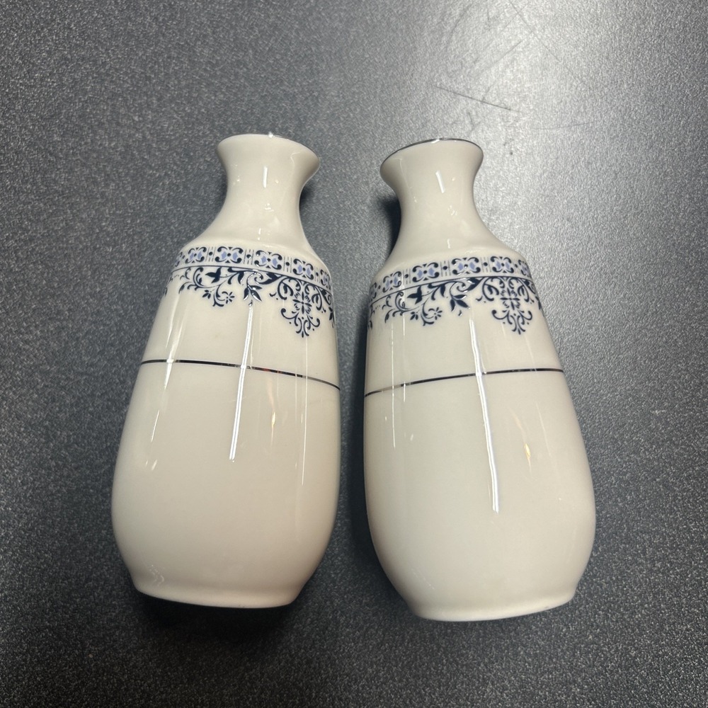 Noritake Japan Charleston 7148 Salt And Pepper Shakers